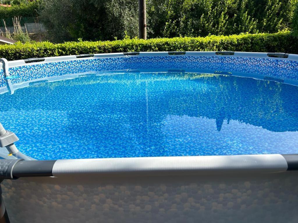 Villa Parte Di Casa Con Giardino E Piscina Pietrasanta Exterior foto