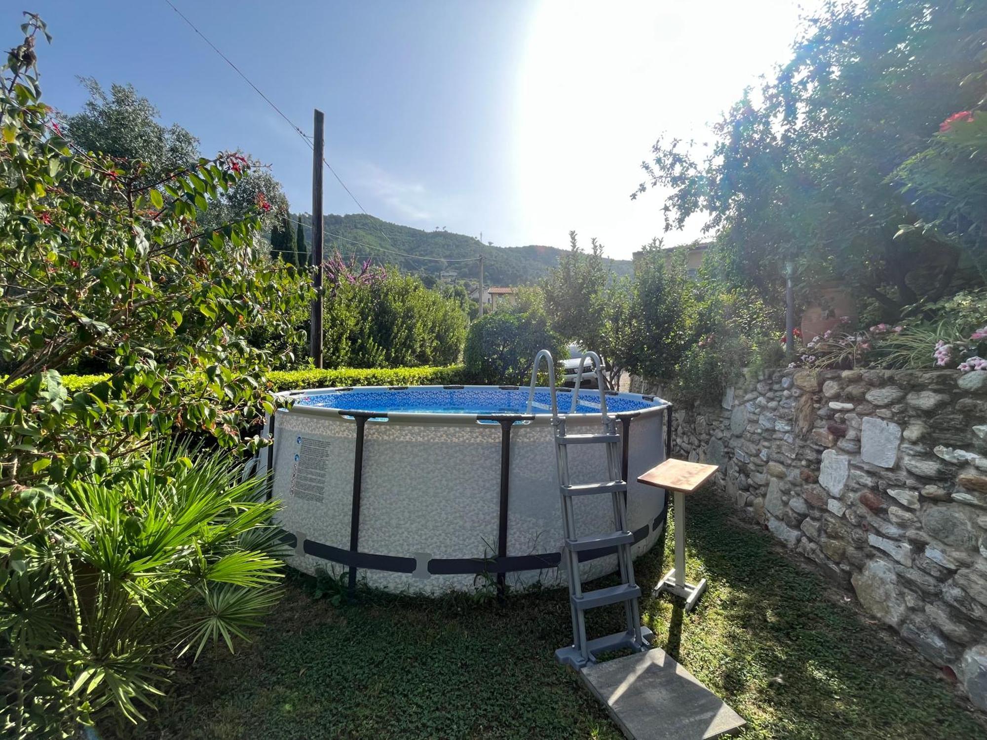 Villa Parte Di Casa Con Giardino E Piscina Pietrasanta Exterior foto